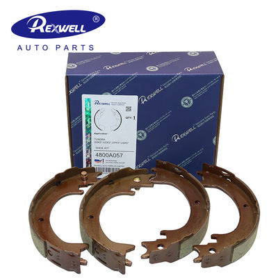 Système de freinage automobile Pièces détachées en fibre de carbone en céramique à tambour arrière Souliers de freinage 4800A057 pour MITSUBISHI PAJERO L200 V97/V98